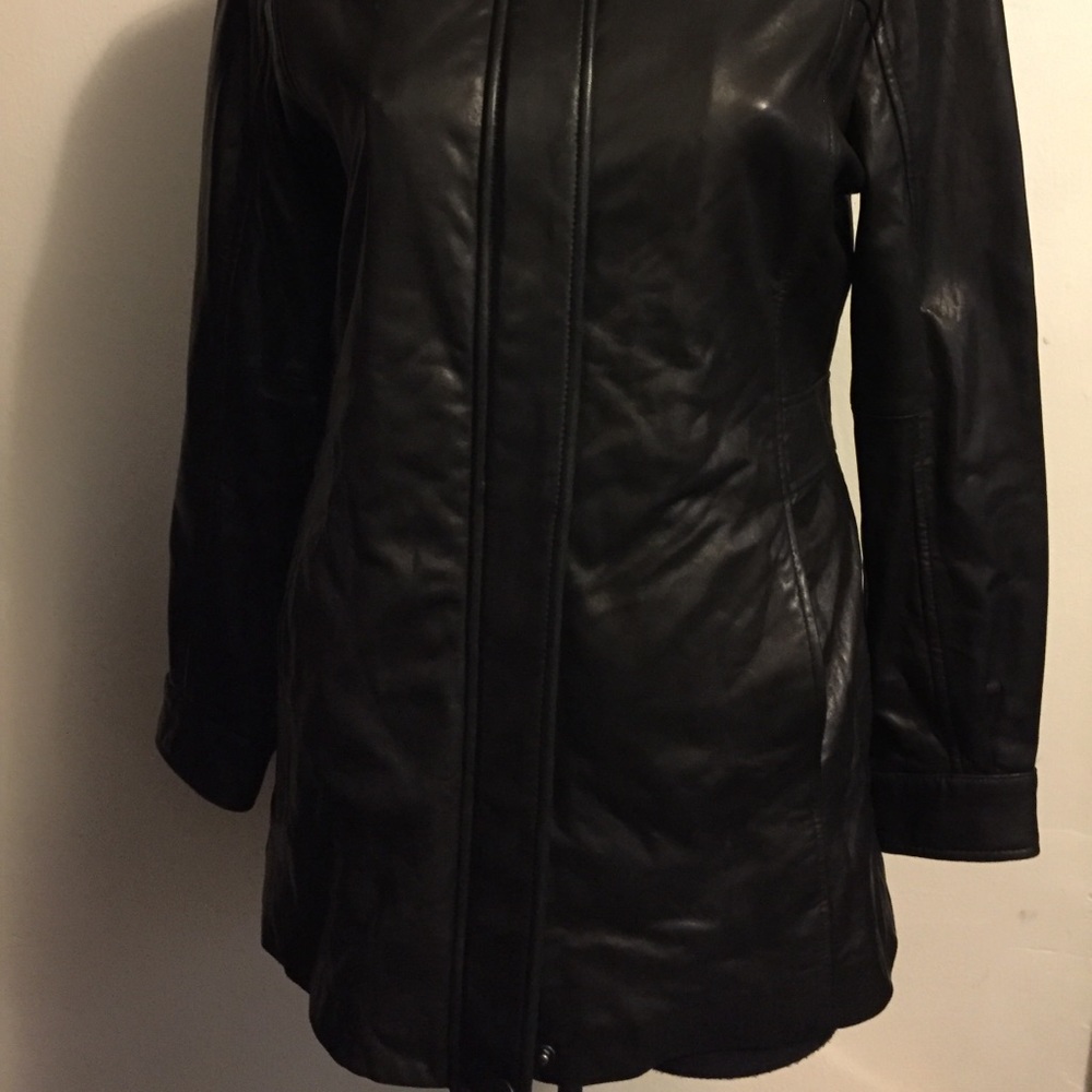 Leather jacket - Picture 2 of 6